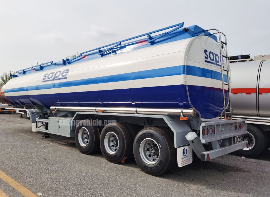 42000 liters fuel oil tank semi trailer Q235B steel rear view