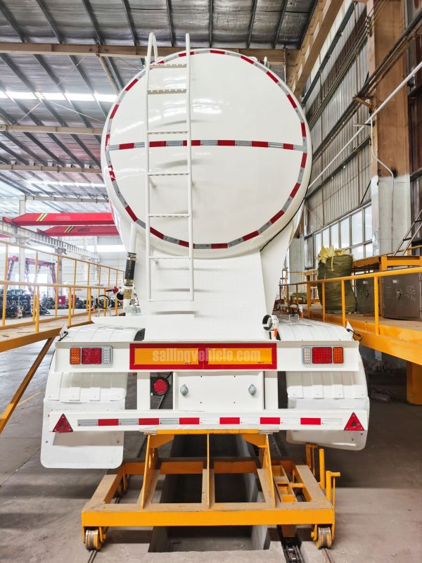 granular-material-tank-semitrailer-transport