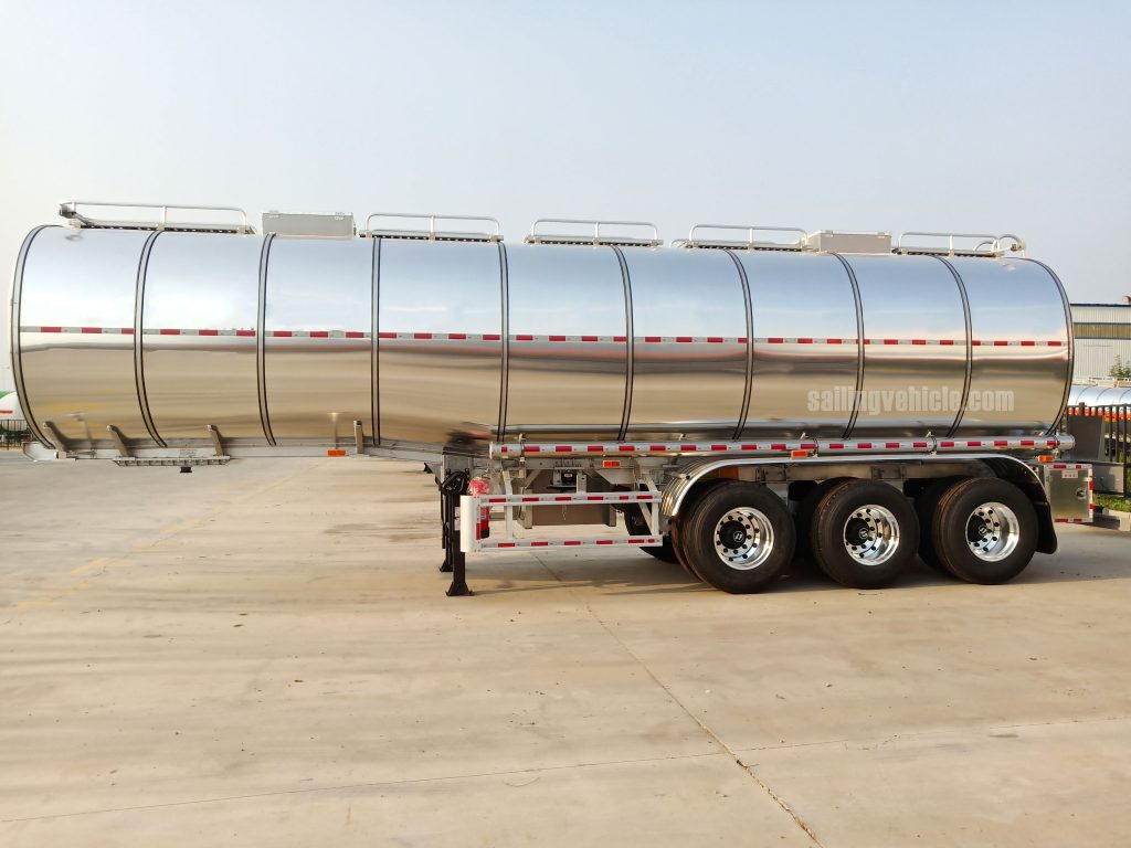 46KL 3-axle Cooking Oil Insulated Tank Semi-trailer