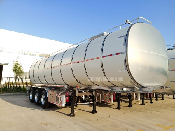 water-tank-semitrailer